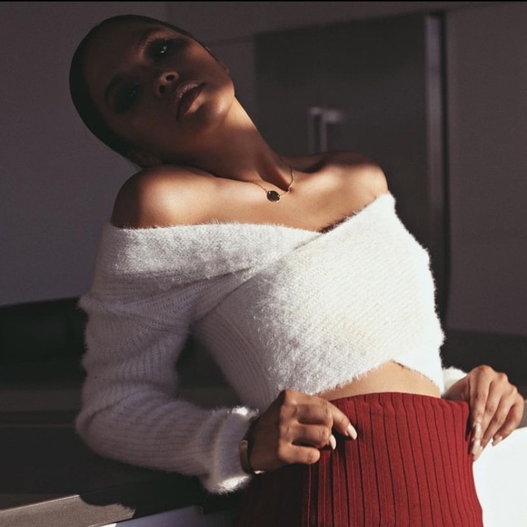 JLUXLABEL Cris Cross Cropped Sweater - Picture 3 of 9